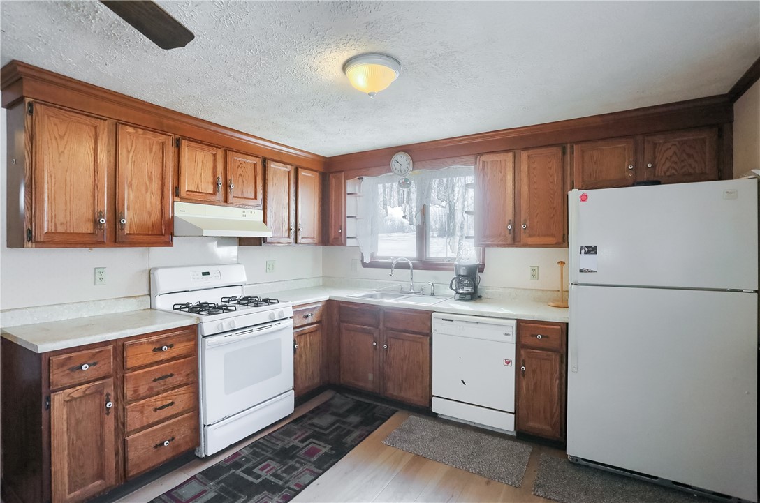 195 Aspen Ln