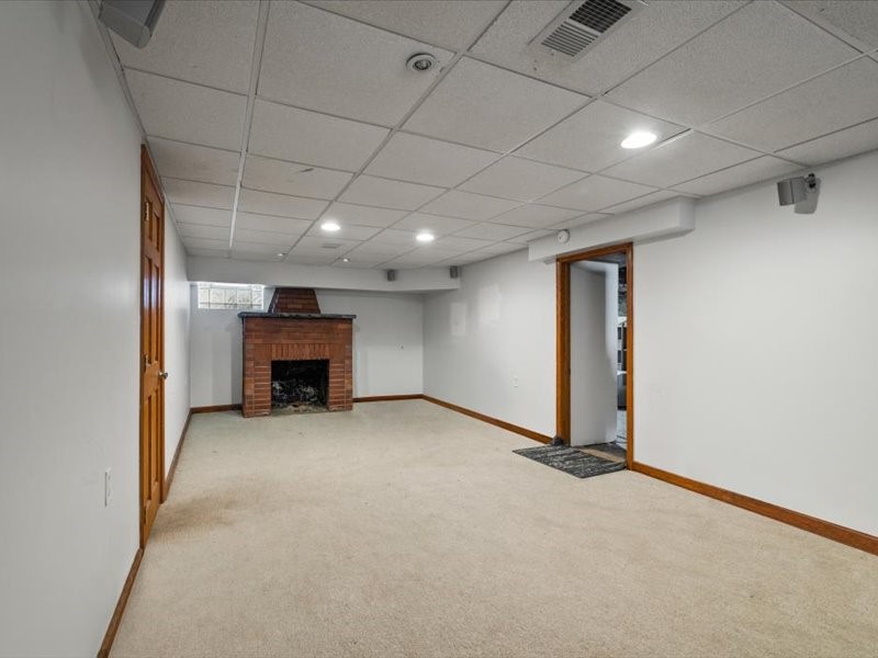 2304 Highland Ave