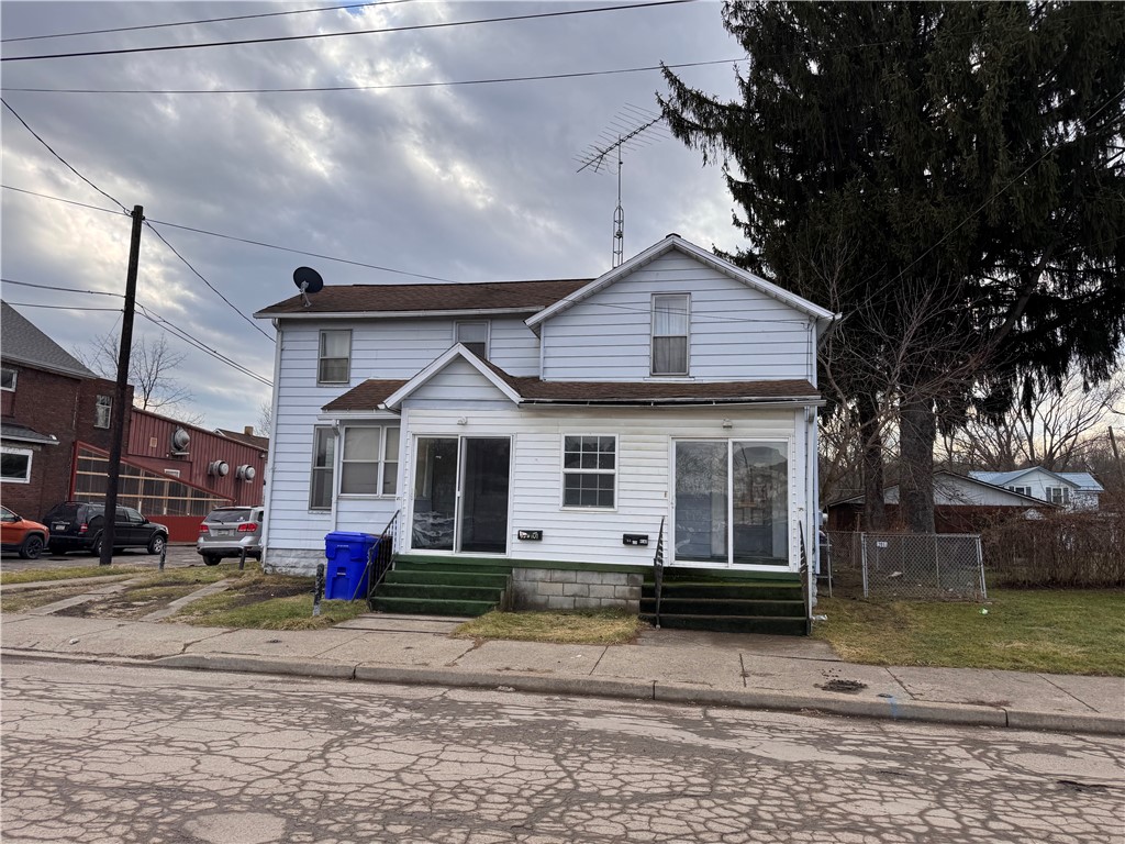 65 S Race St
