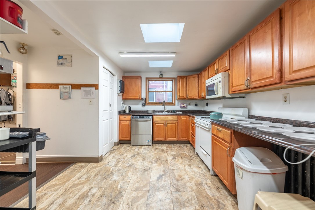 200 Caldwell Ave