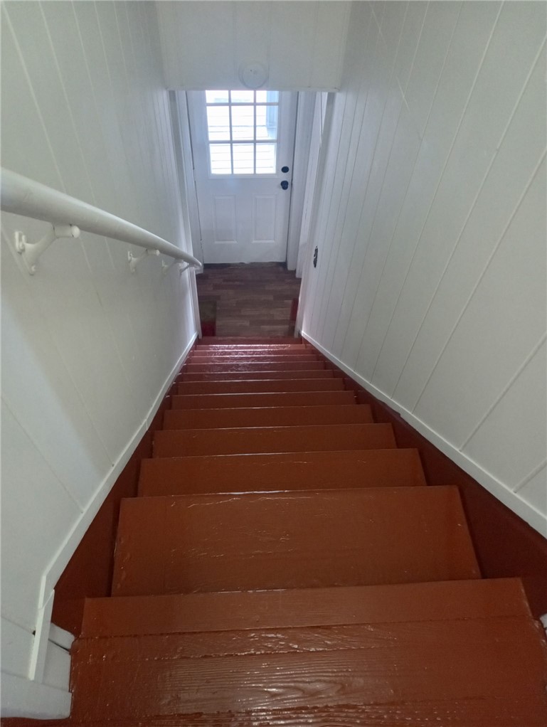 201 Bernstein Ave