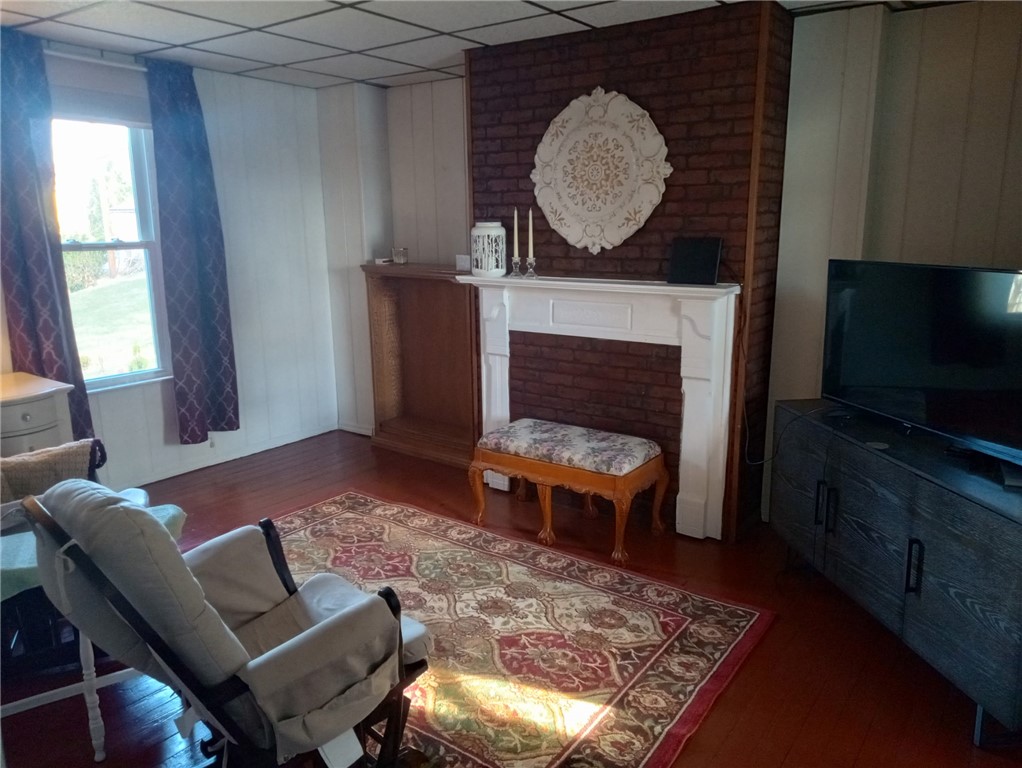 201 Bernstein Ave
