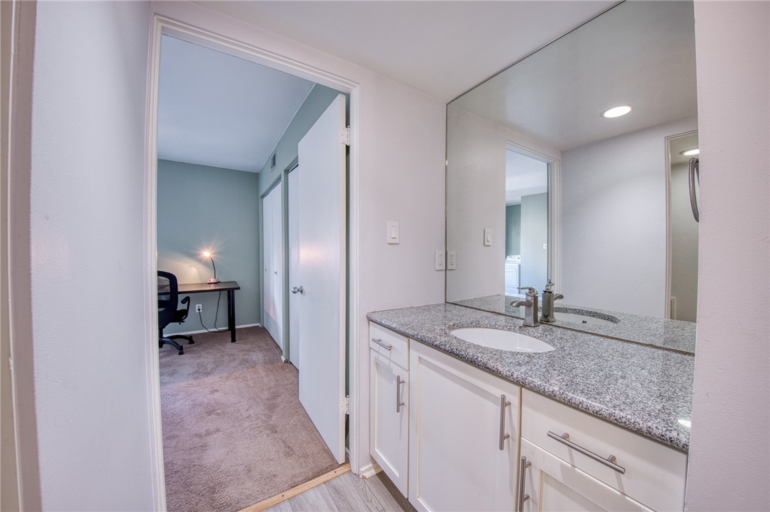 5030 5th Ave 213