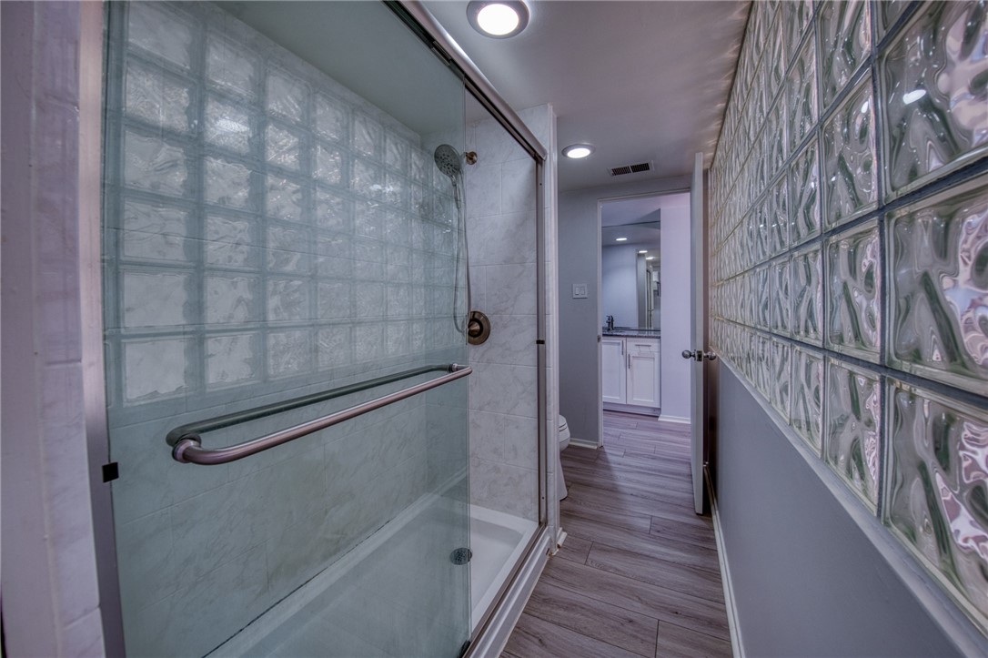 5030 5th Ave 213