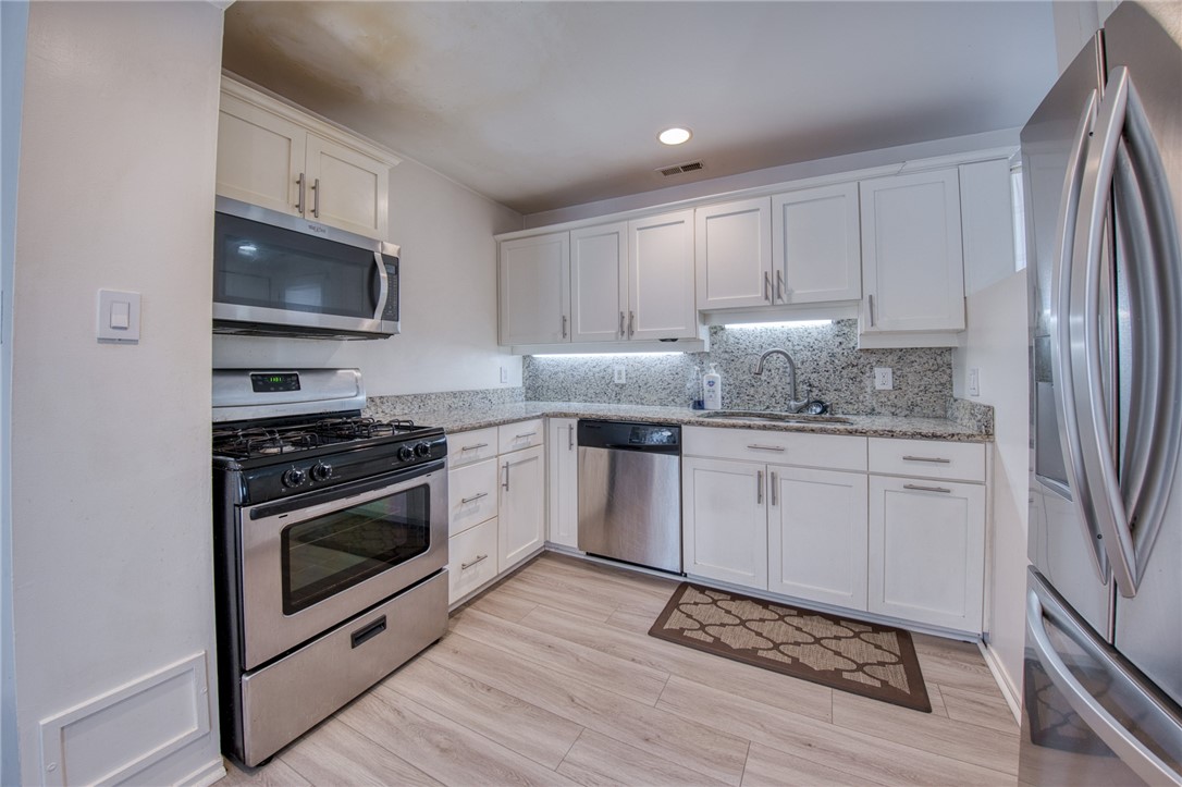 5030 5th Ave 213