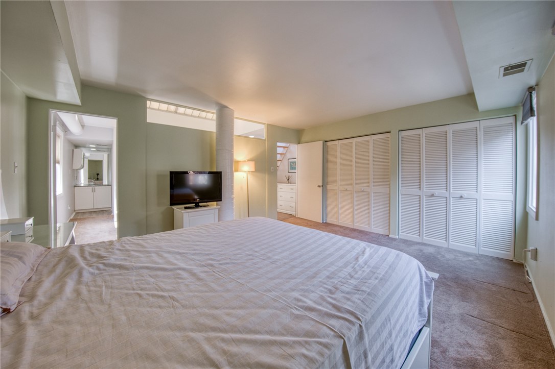 5030 5th Ave 213