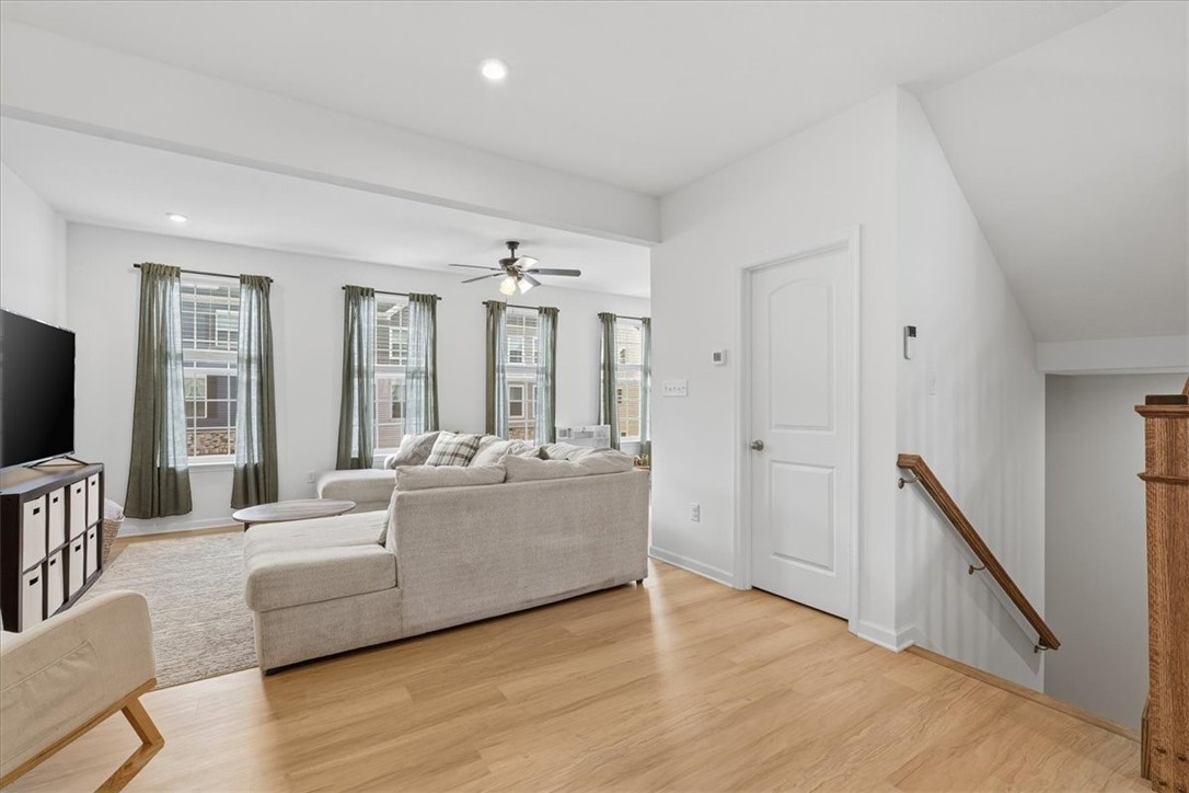 220 Truth Cir