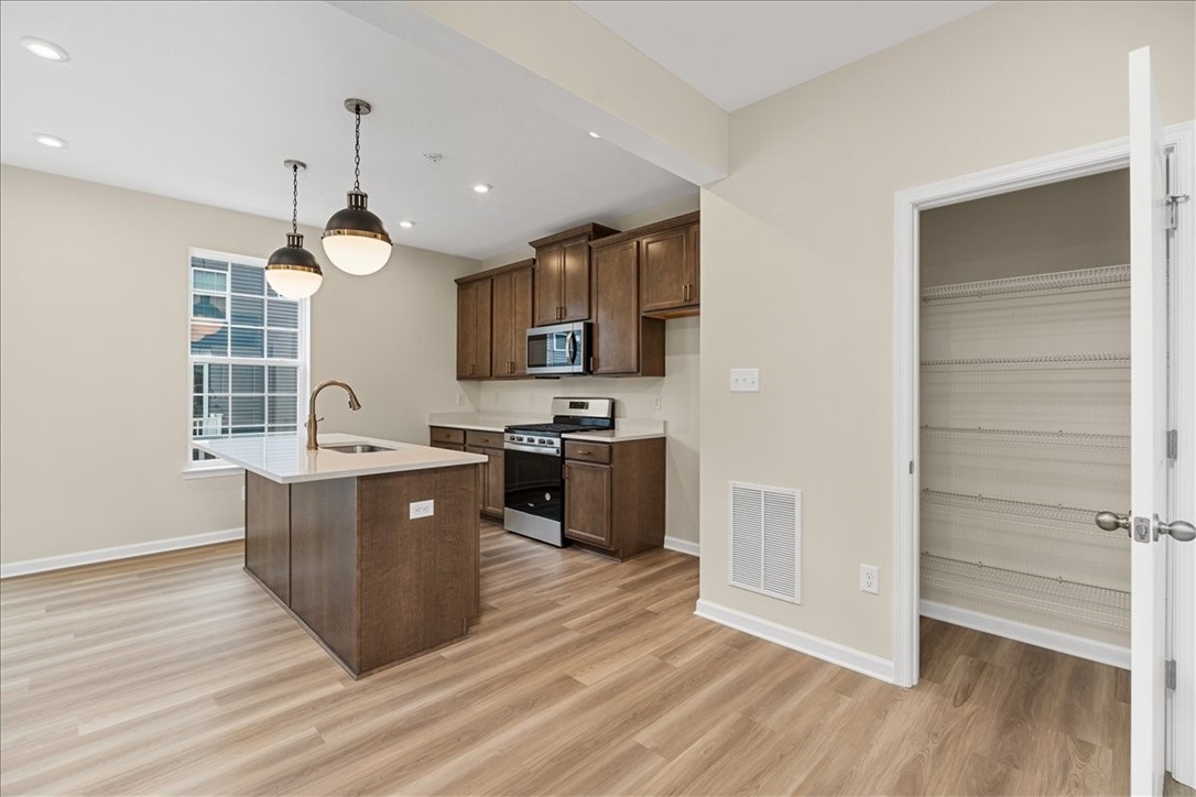 216 Truth Cir
