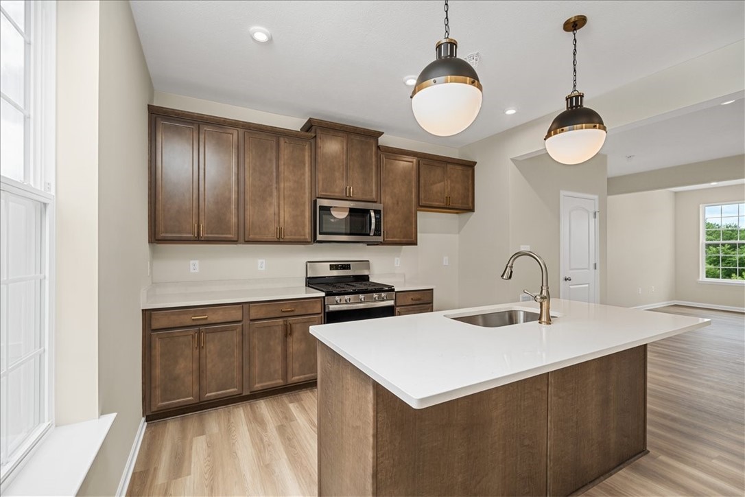 216 Truth Cir