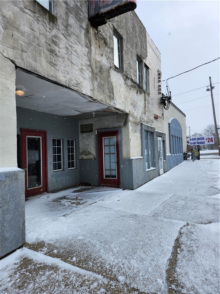 2700 Highland Ave
