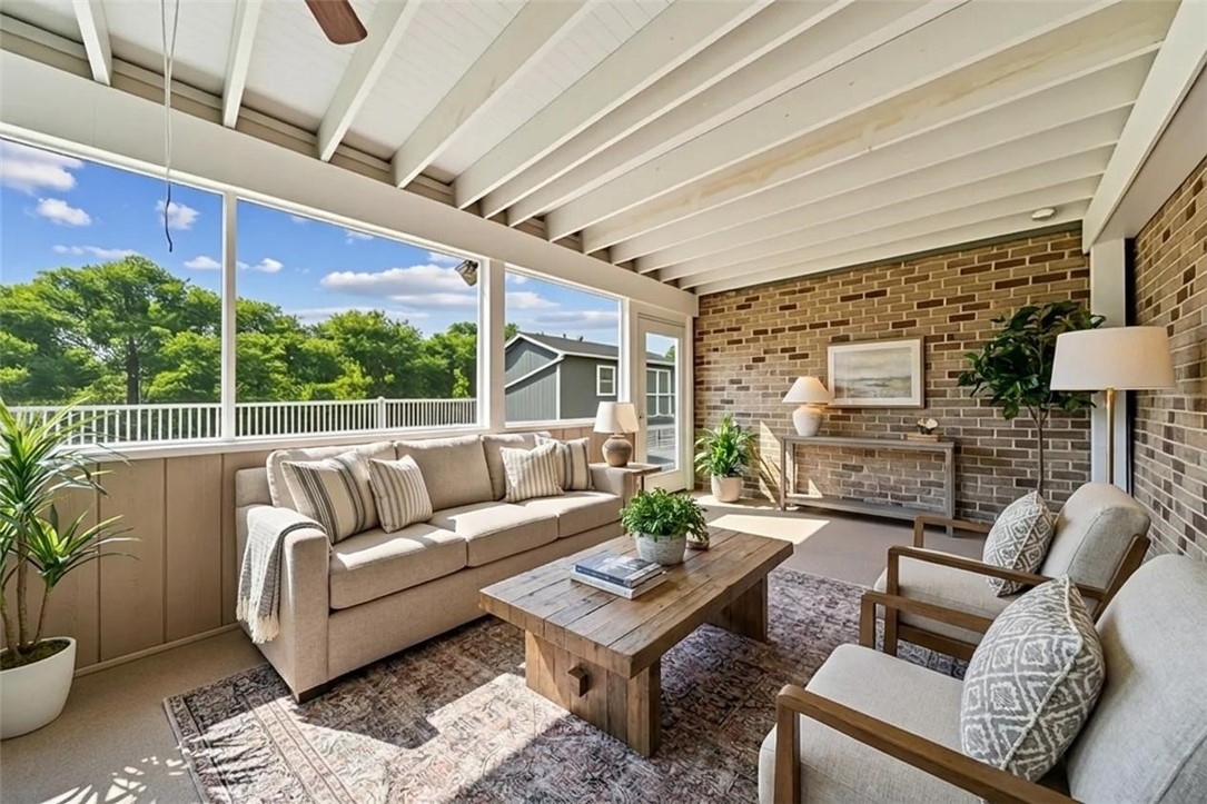 107 Vista Court