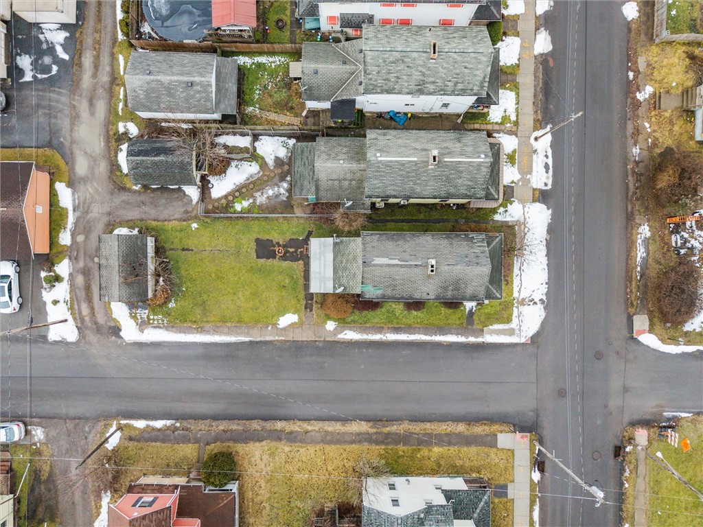 542 N Cedar St