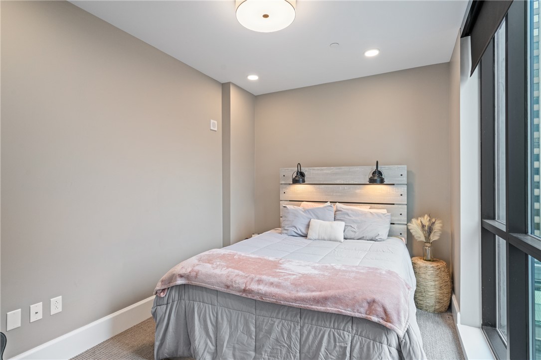 350 Oliver Ave 1303