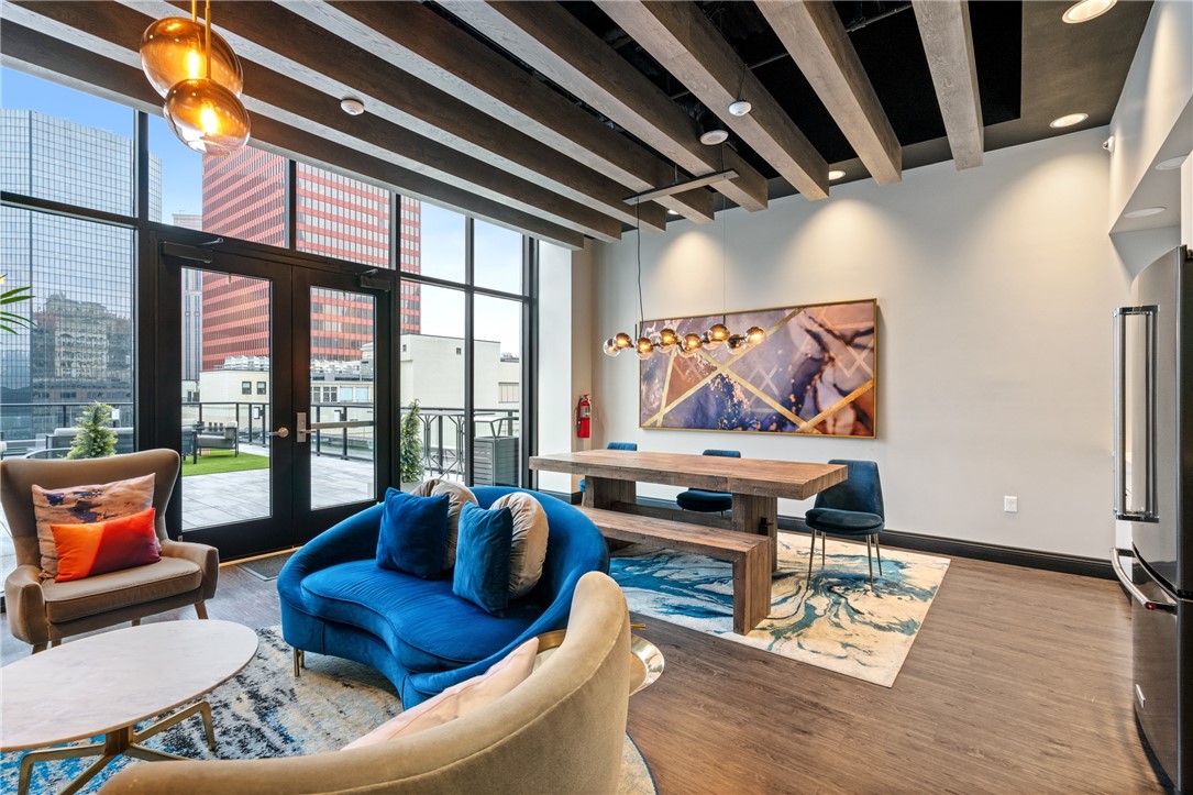 350 Oliver Ave 1303