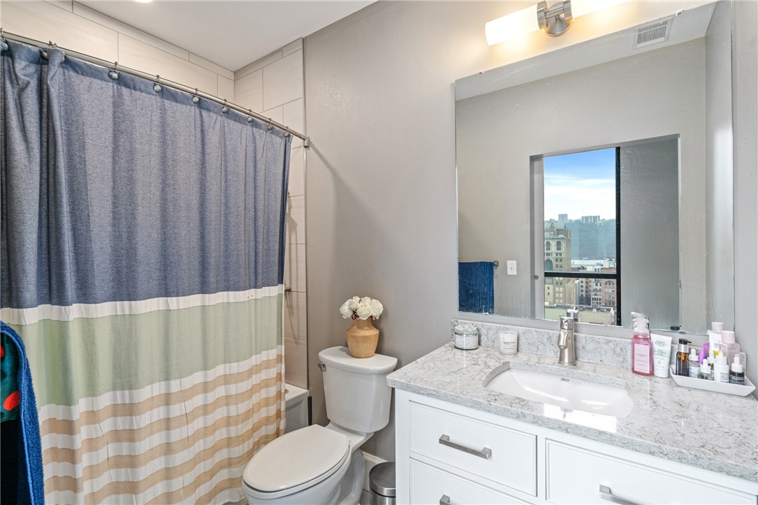 350 Oliver Ave 1303