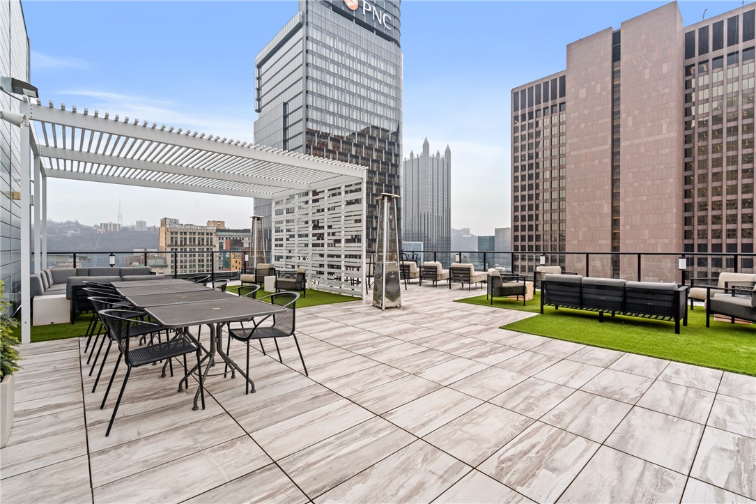 350 Oliver Ave 1303