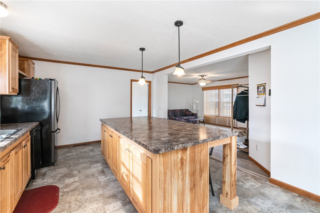 743 Slate Ave