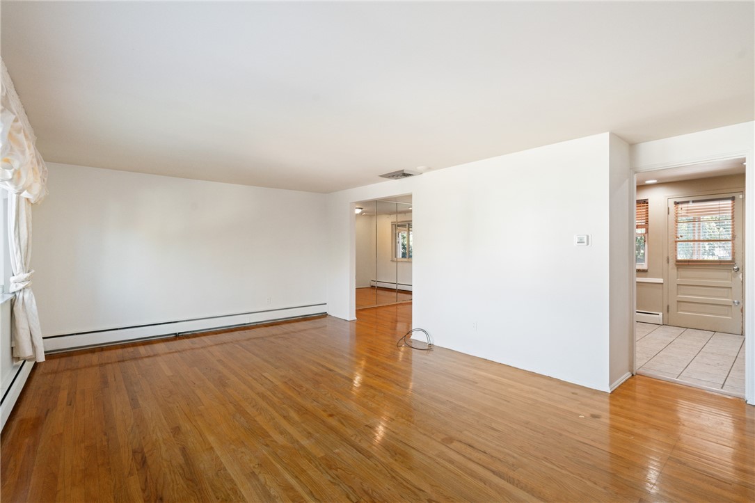 169 Elatan Dr