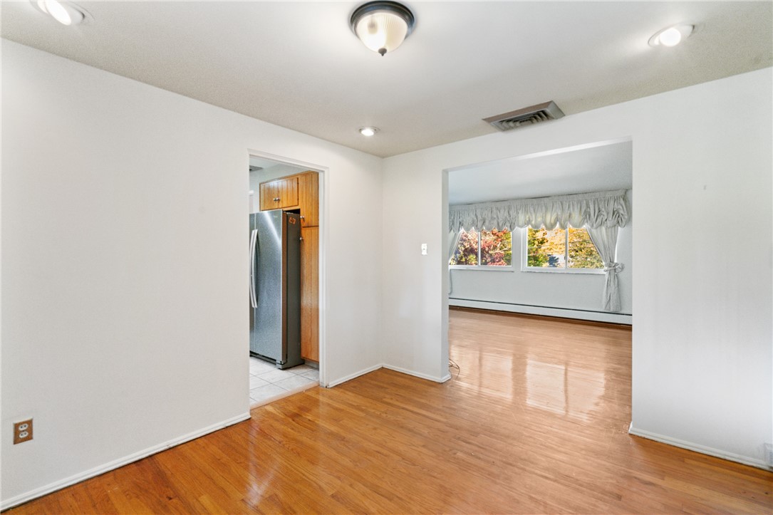 169 Elatan Dr