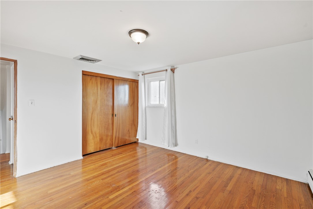 169 Elatan Dr