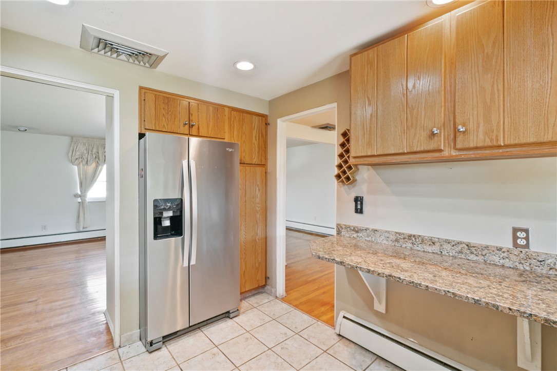 169 Elatan Dr