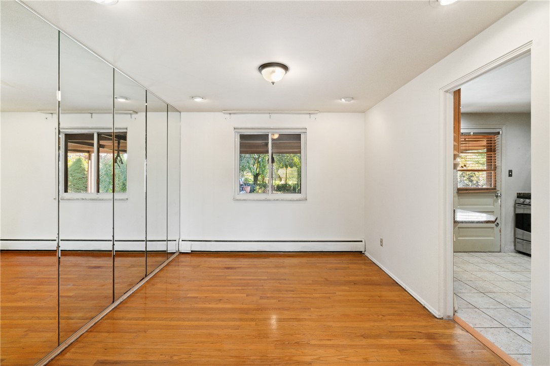 169 Elatan Dr
