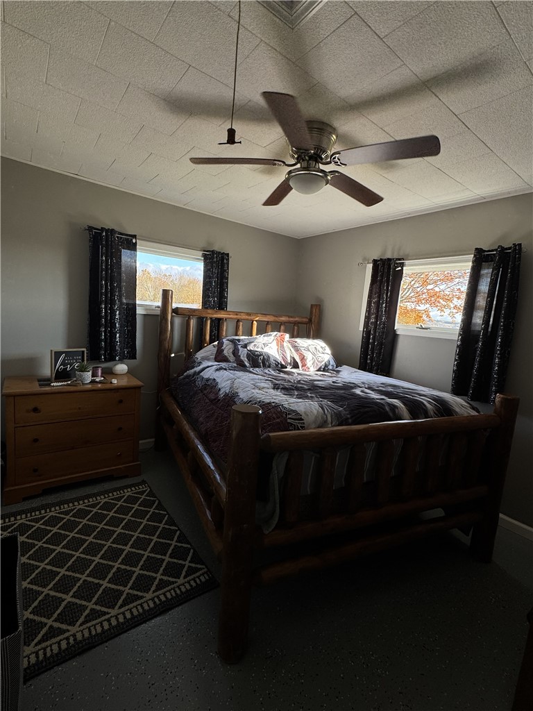 2672 W County Line