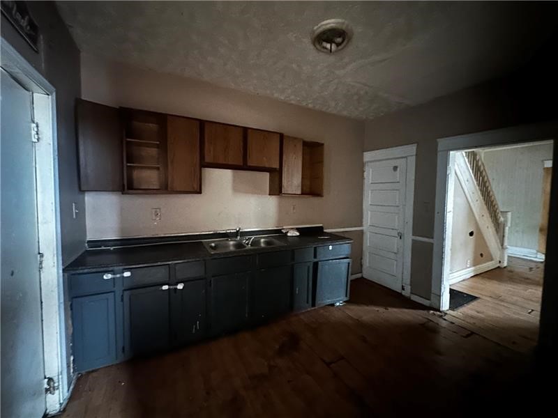 801 Butler Ave