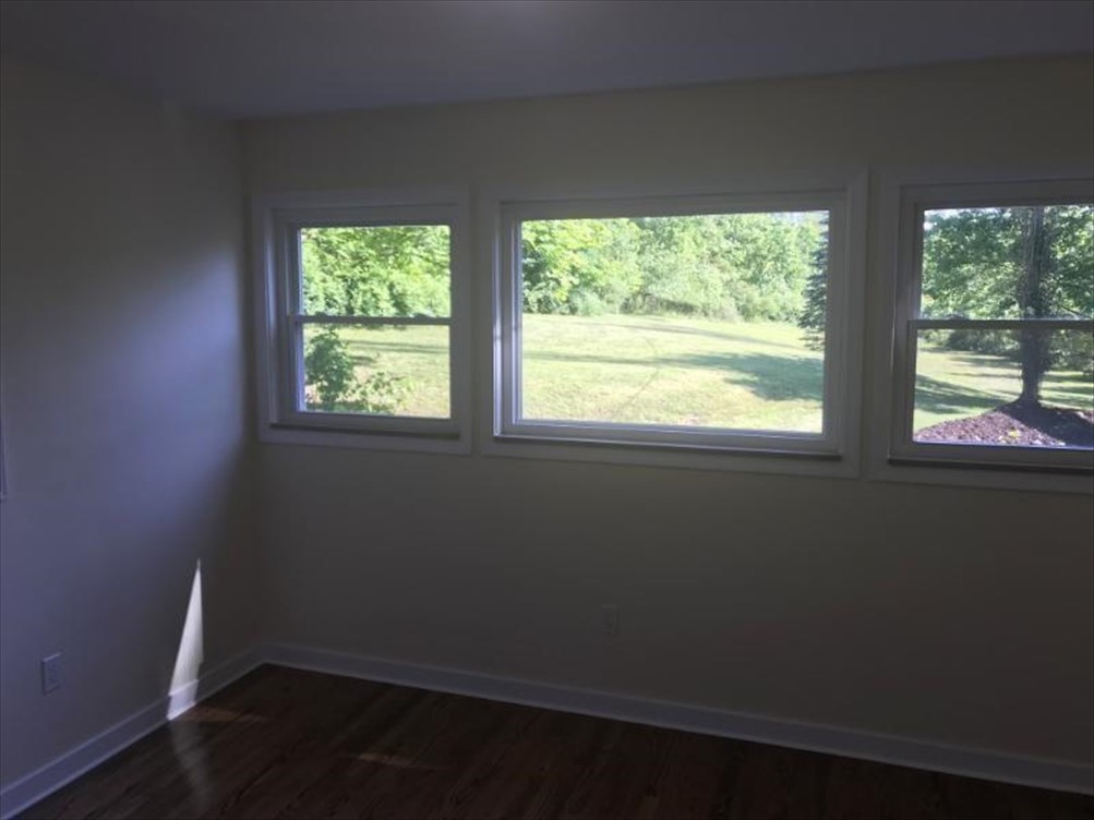 8131 Rowan Rd