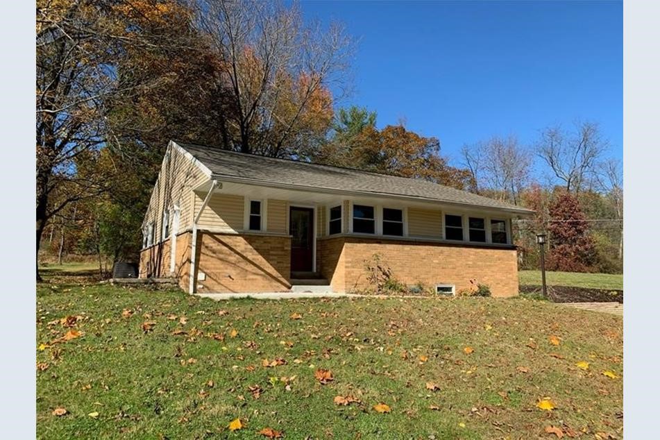 8131 Rowan Rd