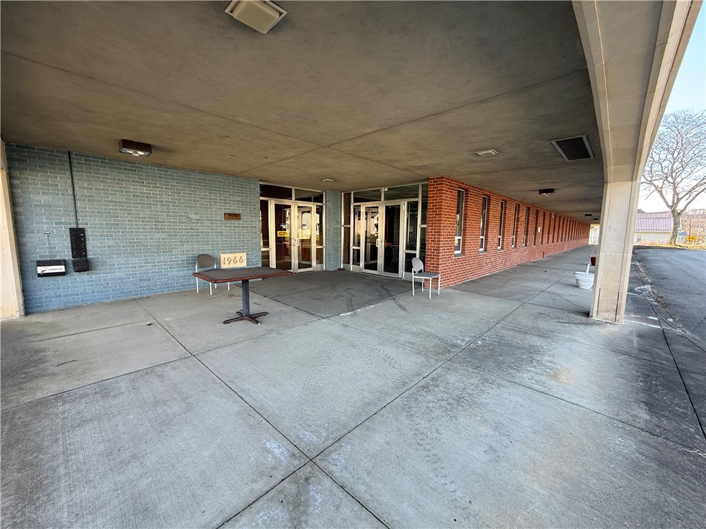 139 School St