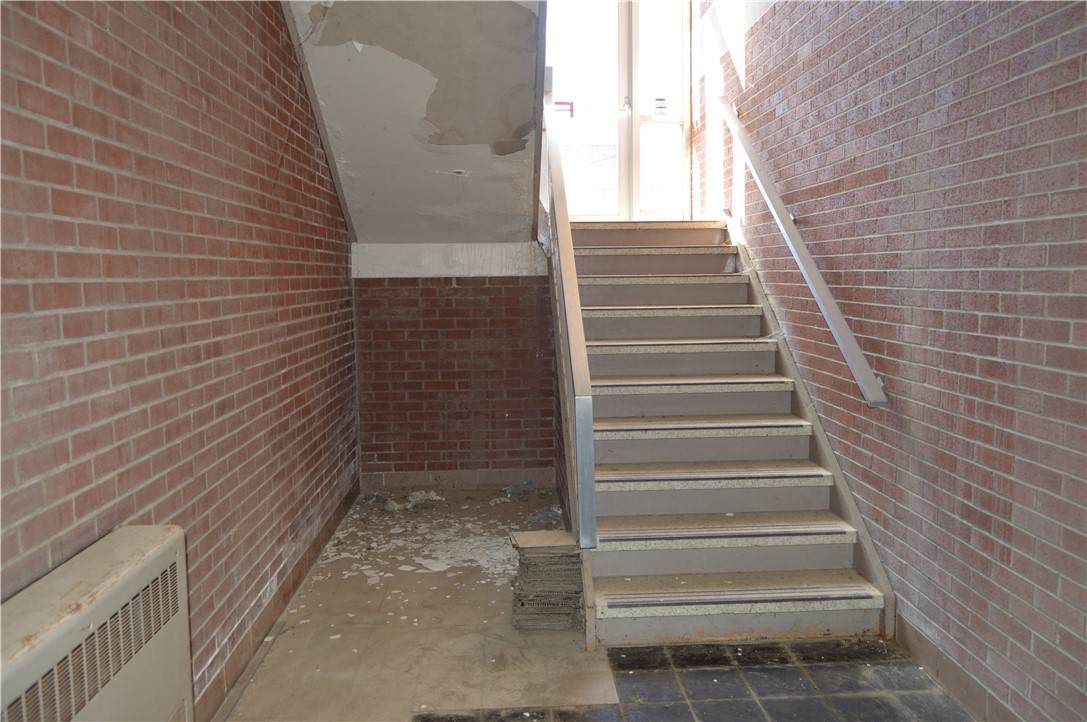 139 School St