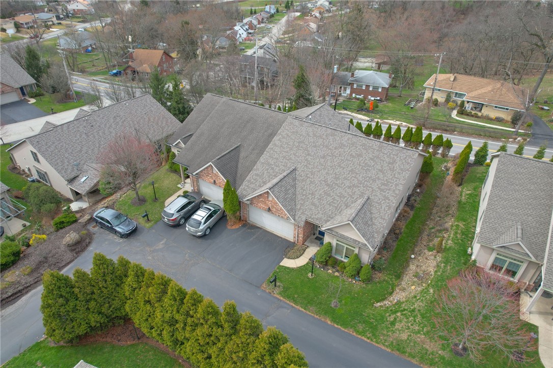 302 Mackenzie Ln