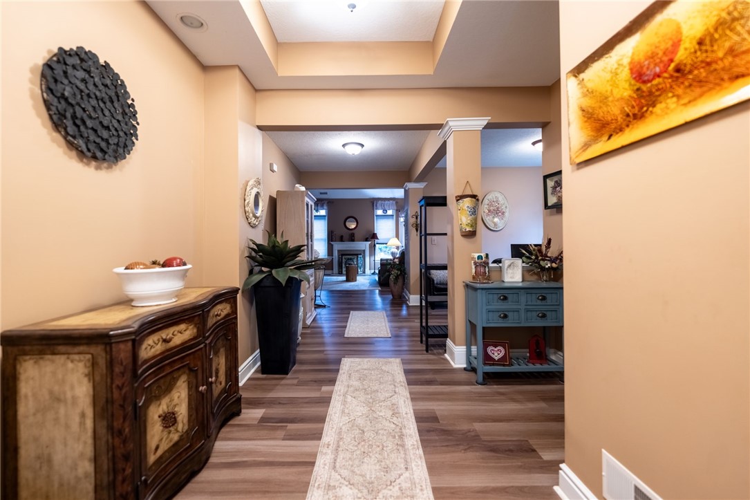 302 Mackenzie Ln