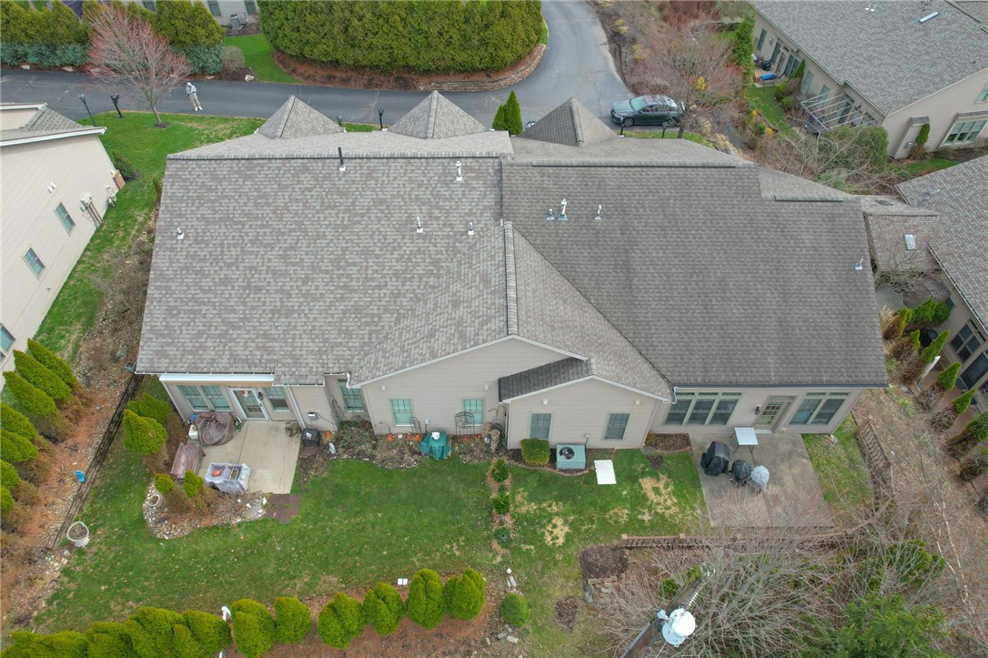 302 Mackenzie Ln