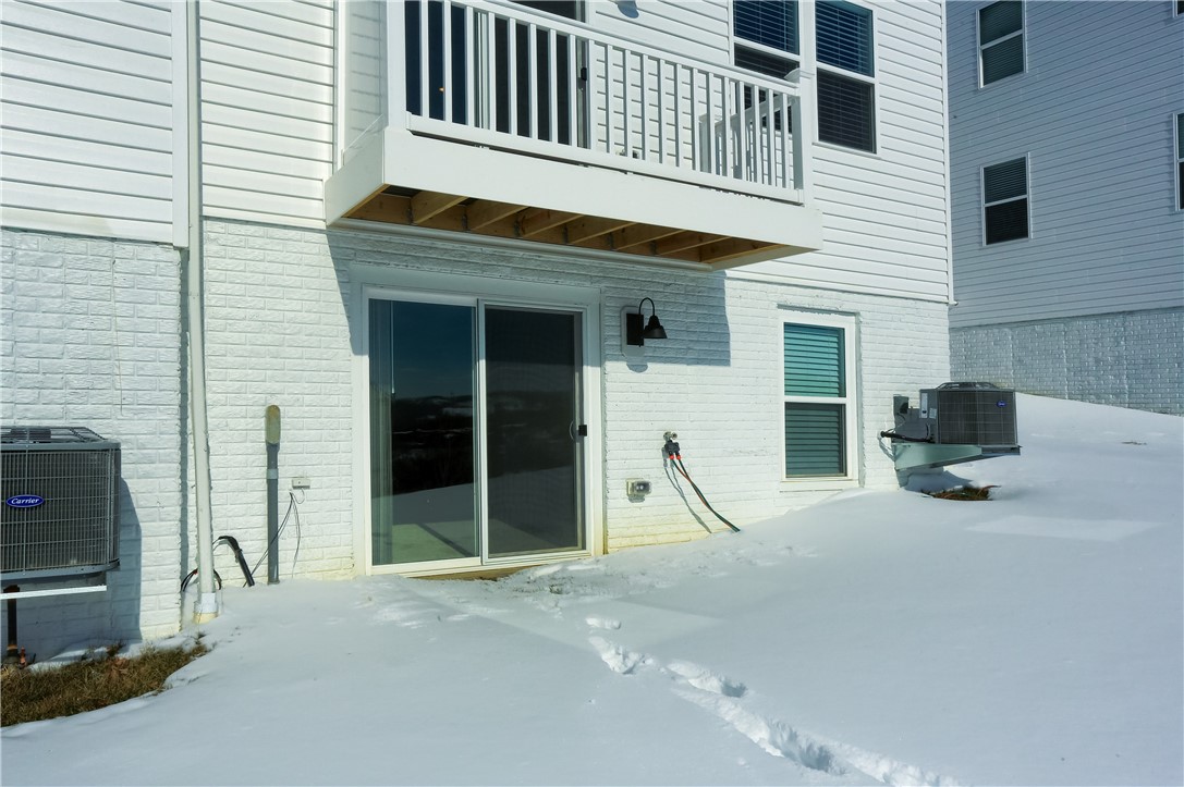 122 Scotland Ln