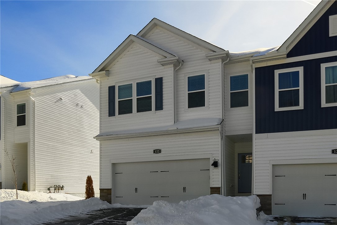 122 Scotland Ln