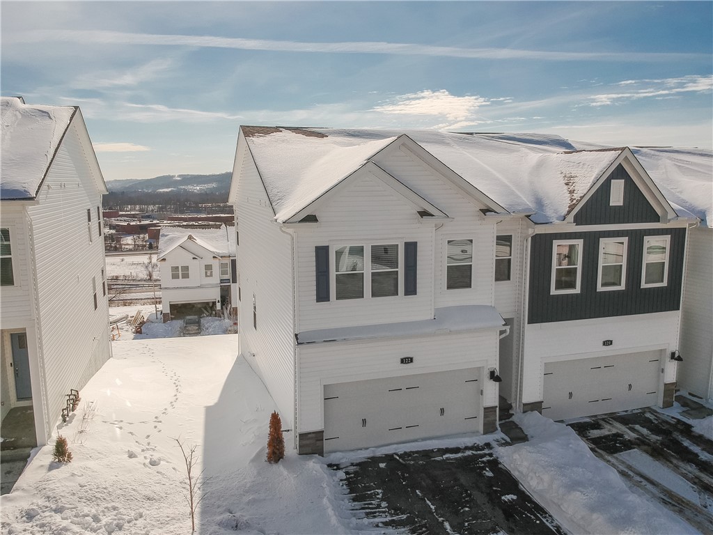 122 Scotland Ln