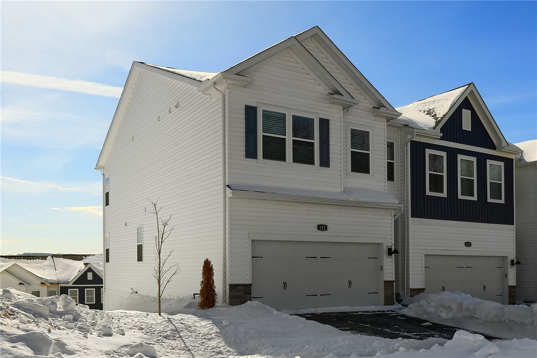 122 Scotland Ln