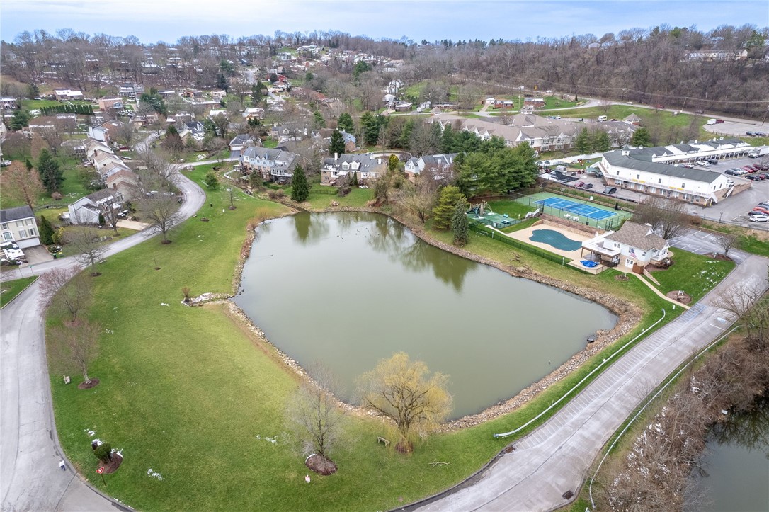 1217 Parkside Dr