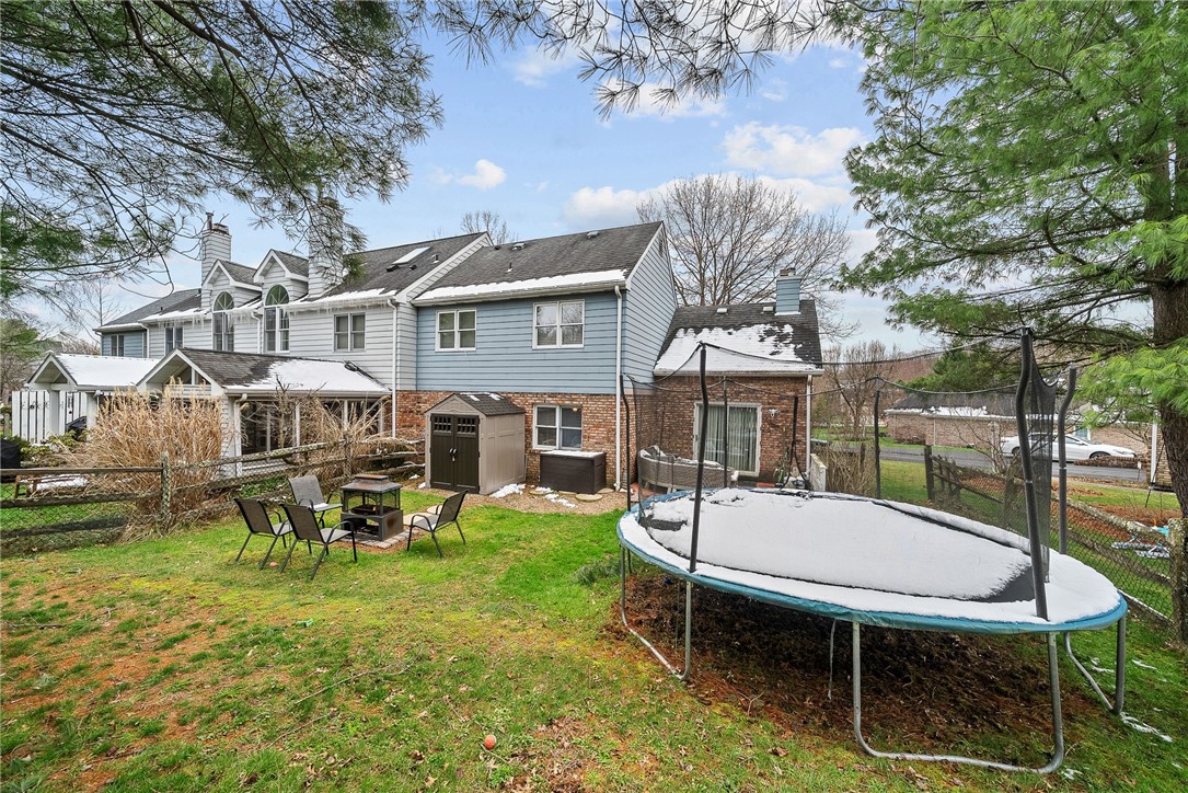 1217 Parkside Dr