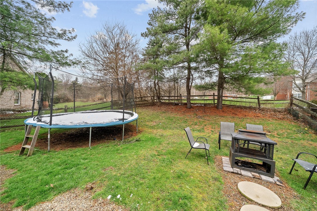 1217 Parkside Dr
