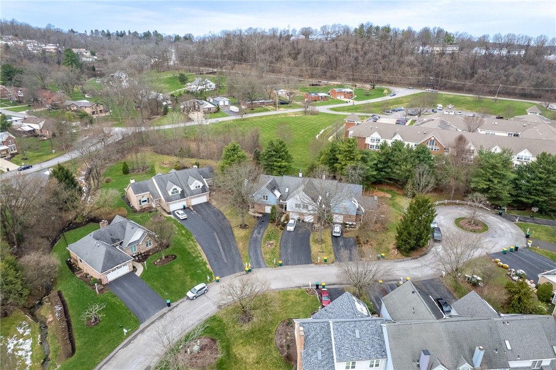 1217 Parkside Dr