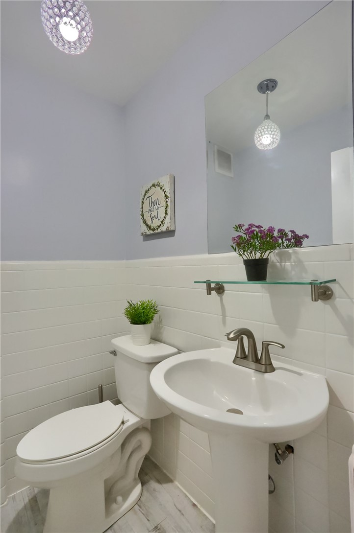 825 Morewood Ave G11