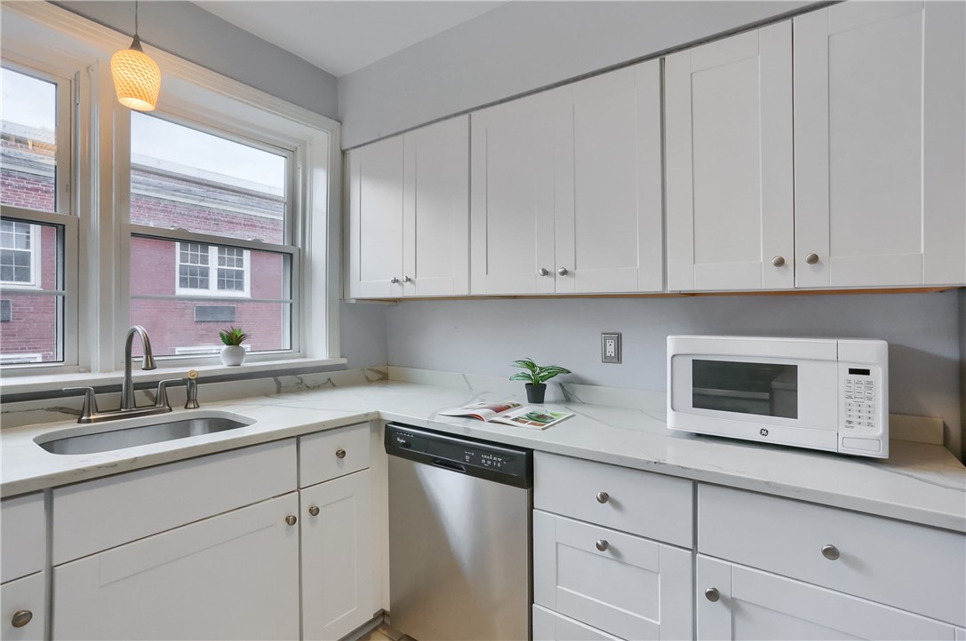 825 Morewood Ave G11