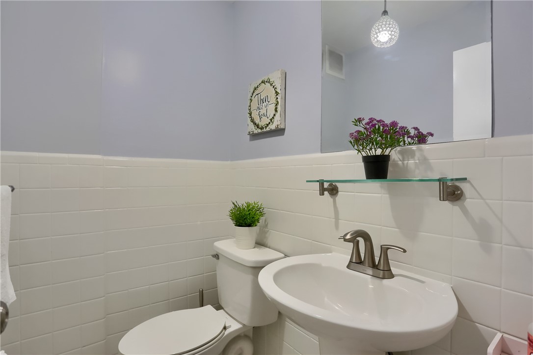 825 Morewood Ave G11