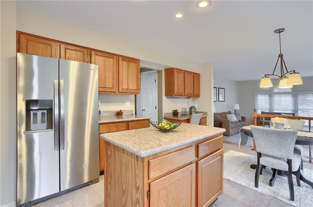 1616 Forest Ridge Dr