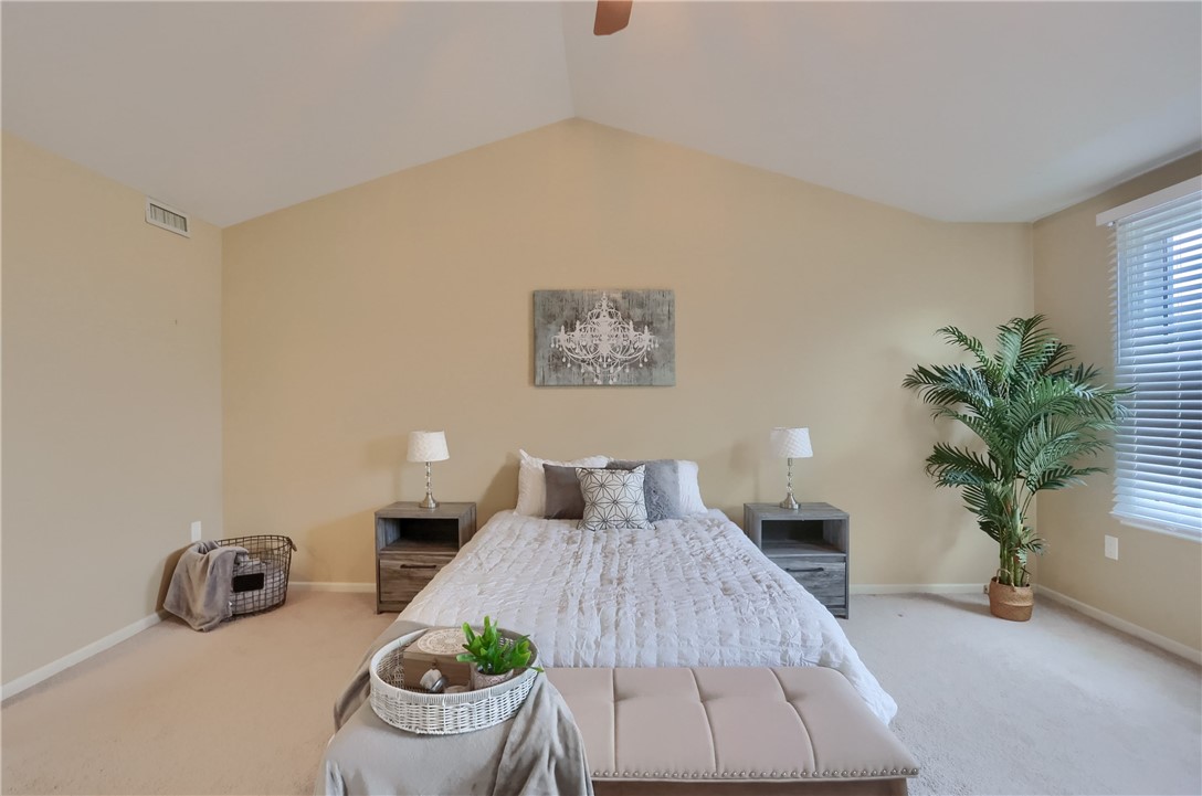 1616 Forest Ridge Dr