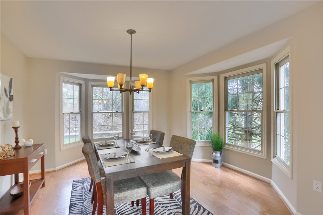 1616 Forest Ridge Dr