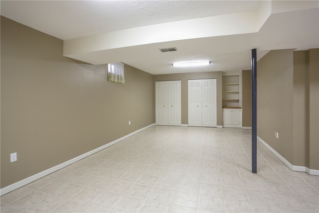 1616 Forest Ridge Dr